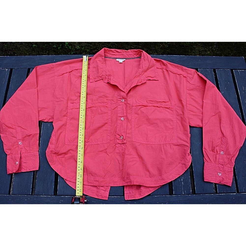 Pilcro (Anthropologie) - Placket Back Slit Shirt in Dark Pink, size Medium - Picture 9 of 12